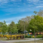 Ambria Platan Complex Ii Apartman *
