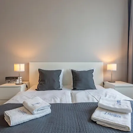 Ambria Platan Complex Ii *